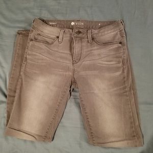 Gray skinny jeans